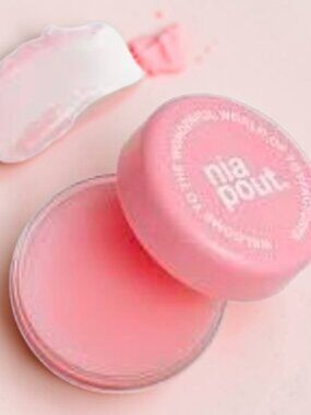 Toy factory Nia Pout Serum Lip Mask